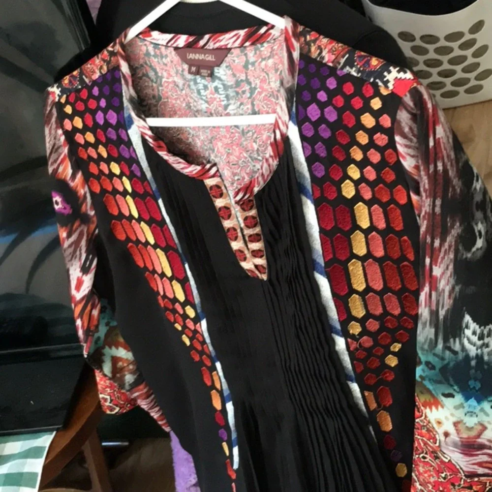 Ranna Gill pleated blouse - Picture 1 of 11